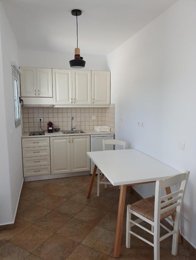 Grandes Apartments Sea Front Палекастрон Екстериор снимка