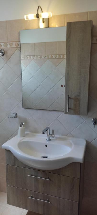 Grandes Apartments Sea Front Палекастрон Екстериор снимка